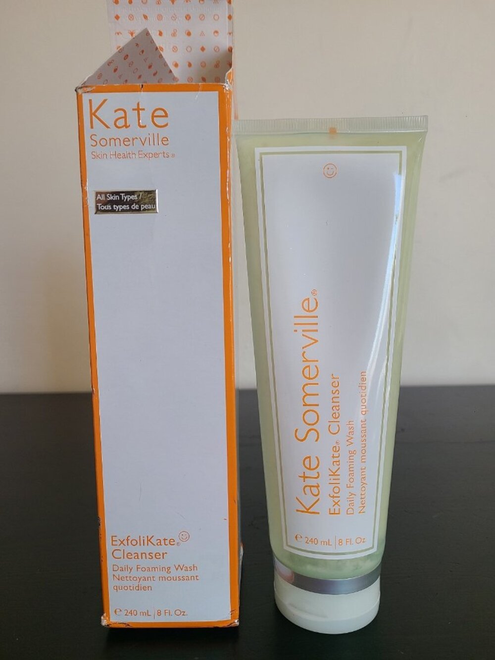 Kate Somerville ExfoliKate Cleanser Daily Foaming Wash 8 fl oz / 240 ml